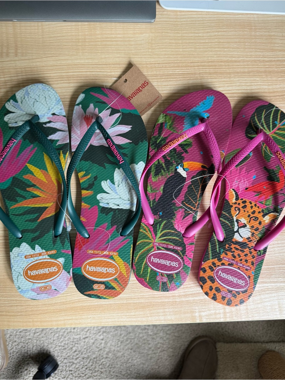 Havaianas Rose Gum Pantanal Green Flip Flops